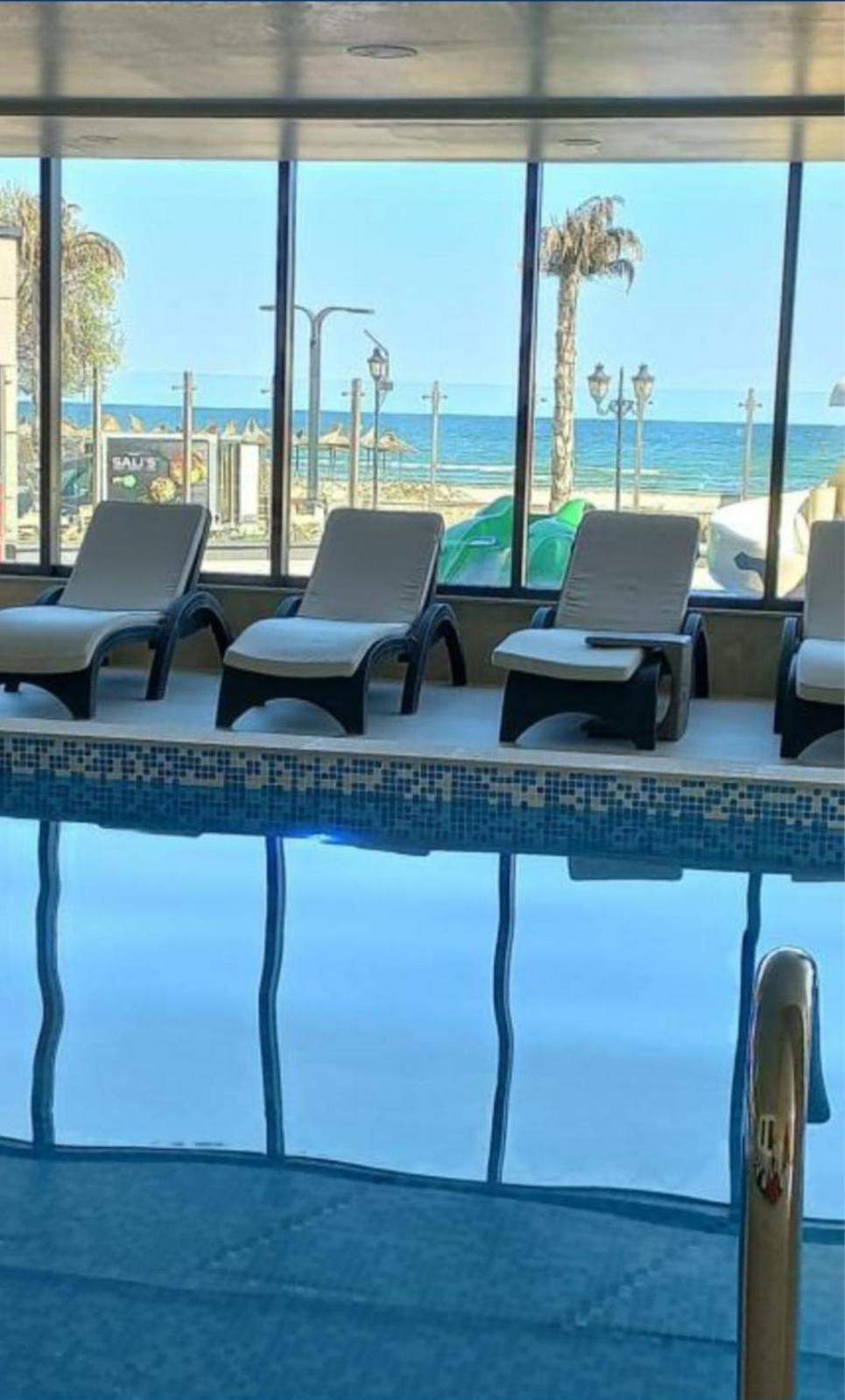 Alezzi Beach Vibe Family Studio With Spa Piscina Interioara Incalzita Sauna Jacuzzi Gym Năvodari Eksteriør billede
